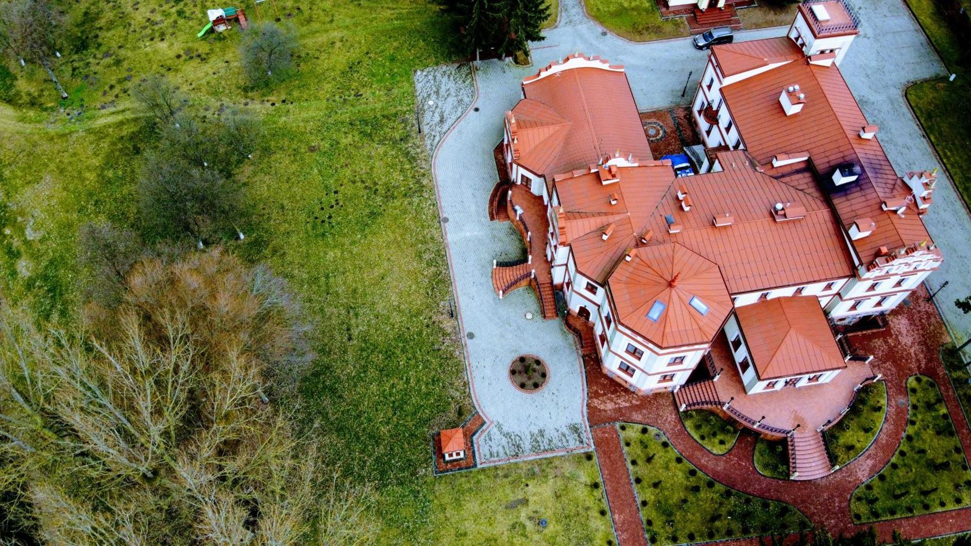 Palac Mysleta Uzdowo Exteriör bild